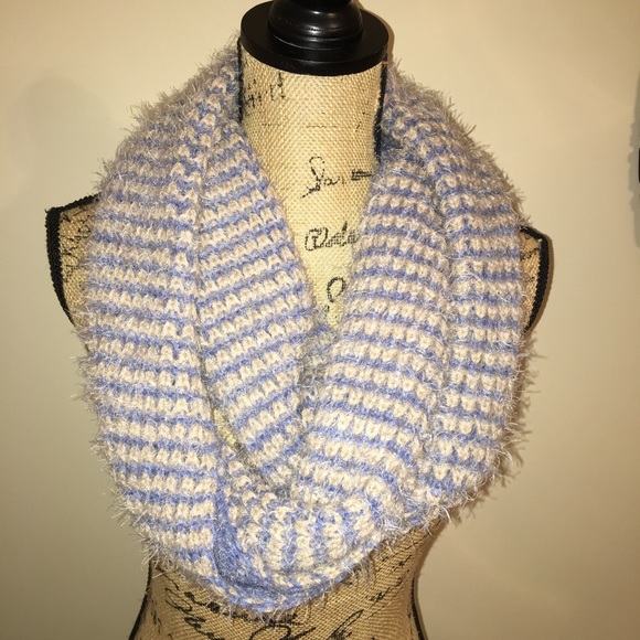 Simply Noelle Accessories - Simply Noelle Soft Eyelash Knit infinity Scarf
